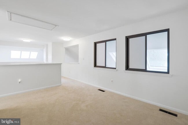Building Photo - 11311 Harborside Cluster