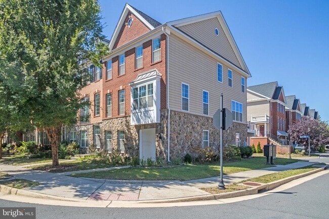Building Photo - 23409 Berkeley Meadows Dr