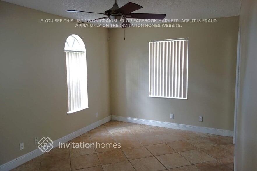 Building Photo - 7536 NW 21st St