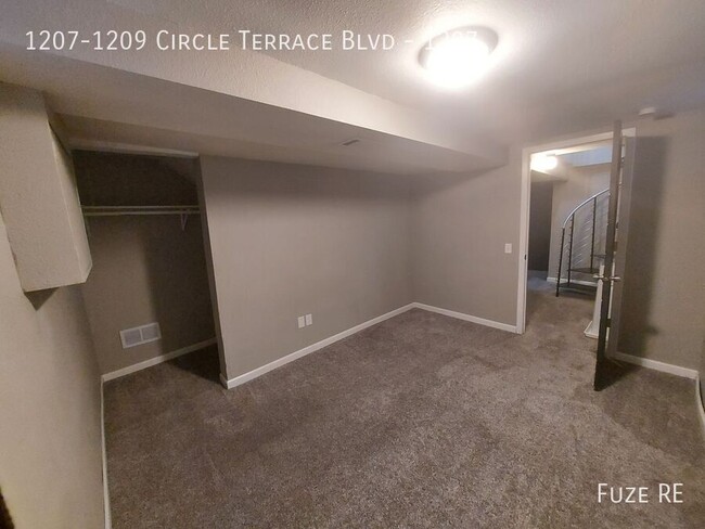 Building Photo - Available NOW! Lower Level 4 Bed / 2 Bath ...