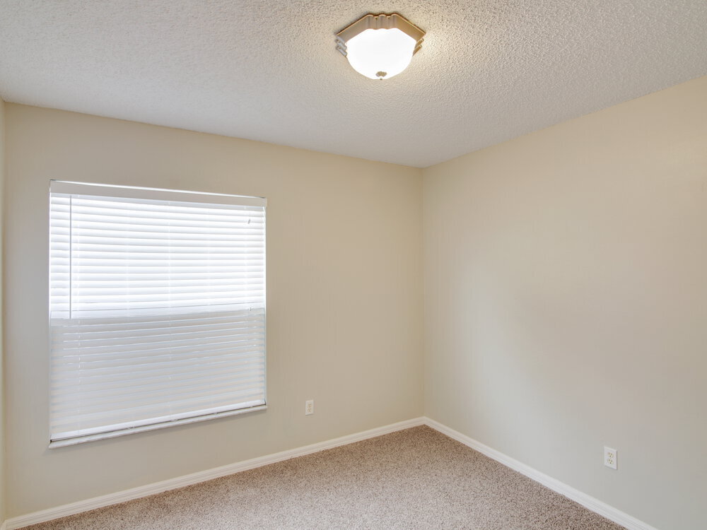 Building Photo - 16329 Coopers Hawk Ave