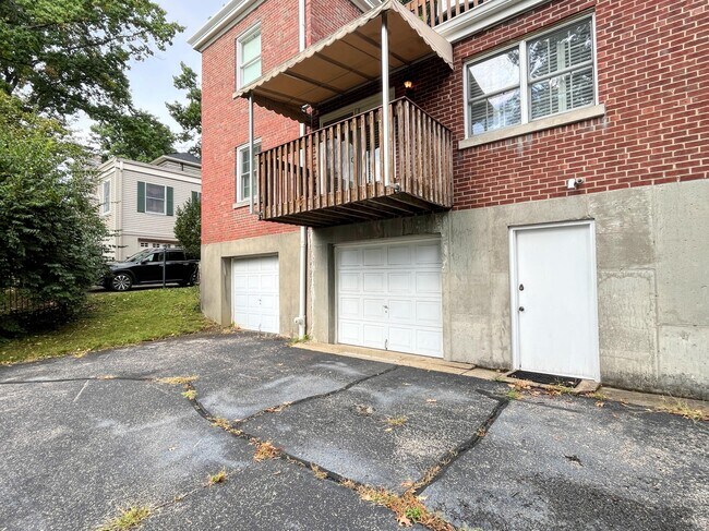 Building Photo - 215 Fort Mitchell Ave