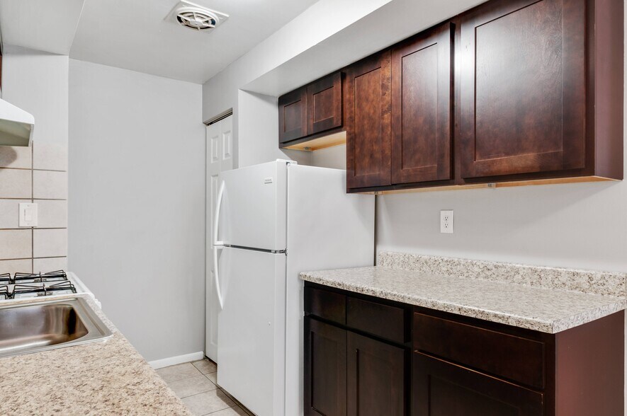 Chapelcroft Apartments 9629 Bustleton Ave Philadelphia PA 19115