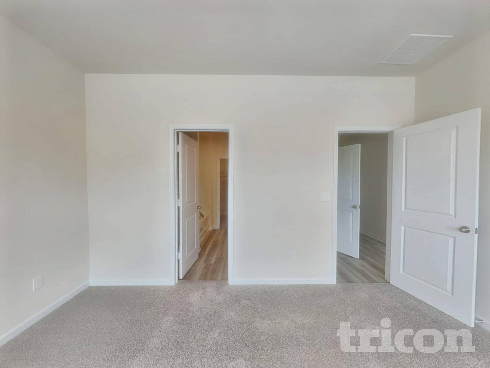 Building Photo - 307 Oliver Dr