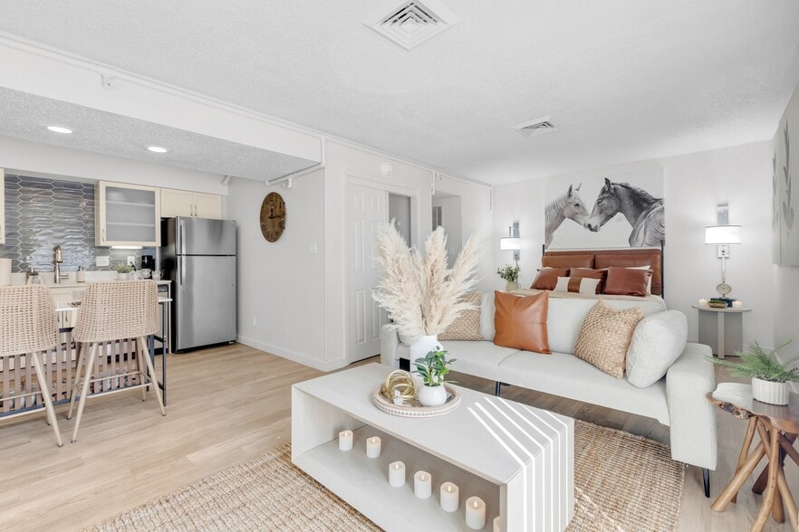 Building Photo - AVIA Lofts on Liberty Ridge