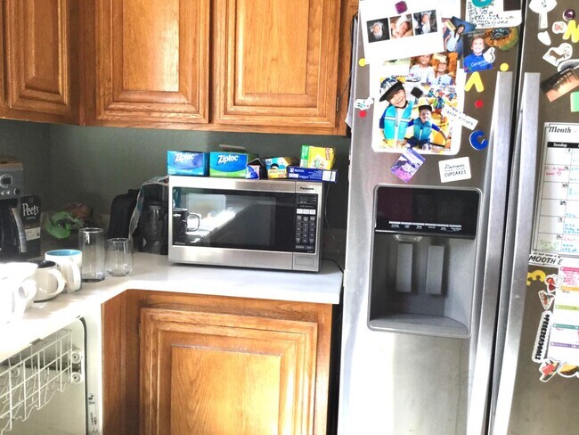 Building Photo - 6 Dockside Cir