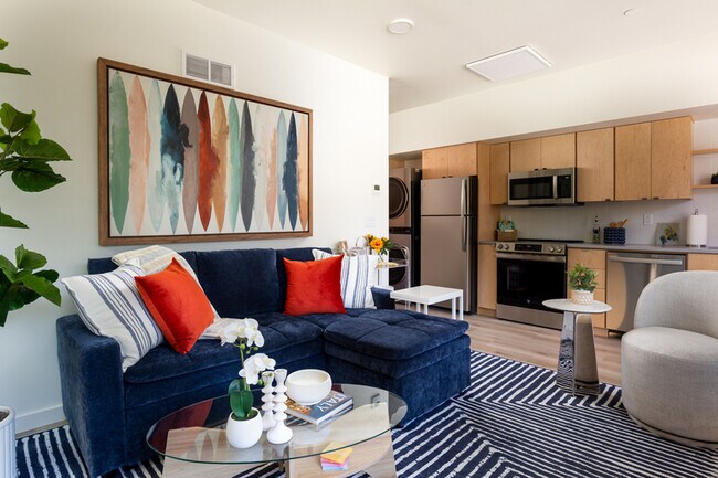 Building Photo - 1260 Quincy St