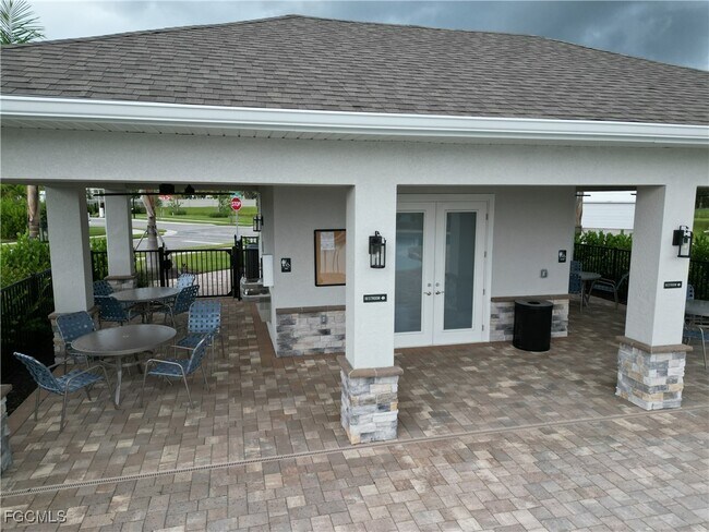 Building Photo - 1150 Brooklands Dr