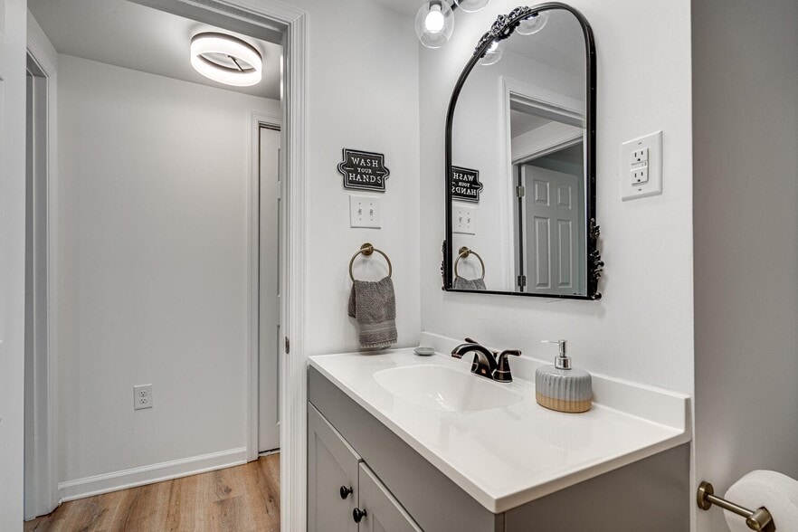 Building Photo - 241 Wildcat Dr