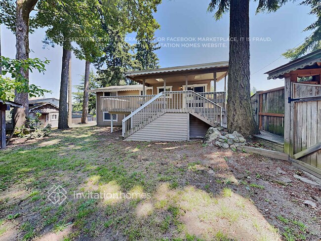 Building Photo - 35857 9th Ave SW