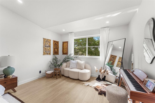 Building Photo - 11338 NW 33rd St