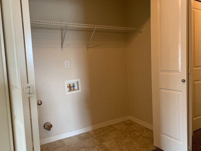 Building Photo - DON'T MISS THIS ONE...  - Quiet, 4 bedroom...
