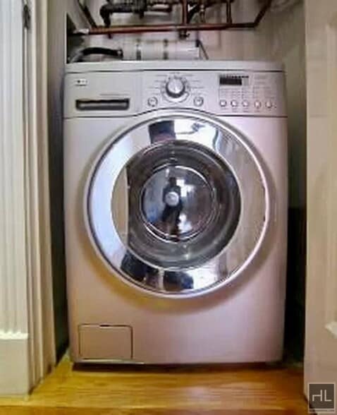 Building Photo - East 13th Street