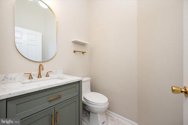 Building Photo - 77 Harbour Heights Dr