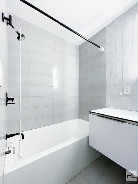 Building Photo - Carroll Gardens 2-Bed 1-Bath / In Unit W&D