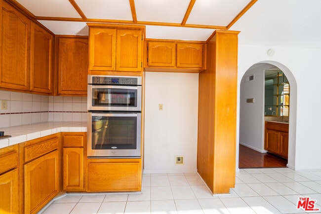 Building Photo - 12023 Stone Gate Way