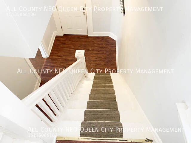 Building Photo - 2348 Highland Ave
