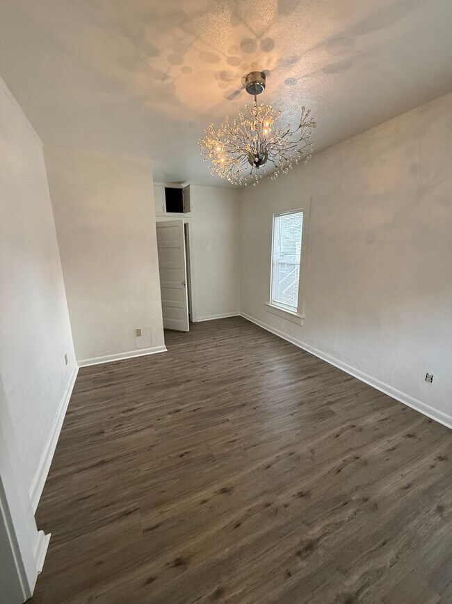 Building Photo - *Coming Soon*  2 Bedroom 1 bath home with bonus room garage and work shop