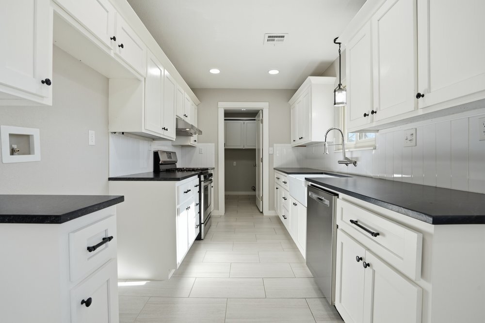 Kitchen - 14548 W 19th St S