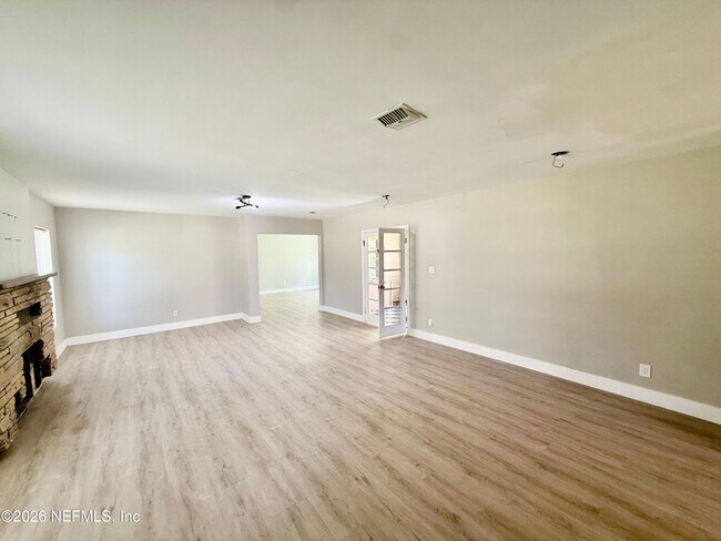 Building Photo - 6006 Catoma St