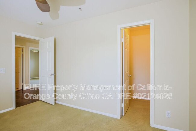 Building Photo - 3 Flowerdale