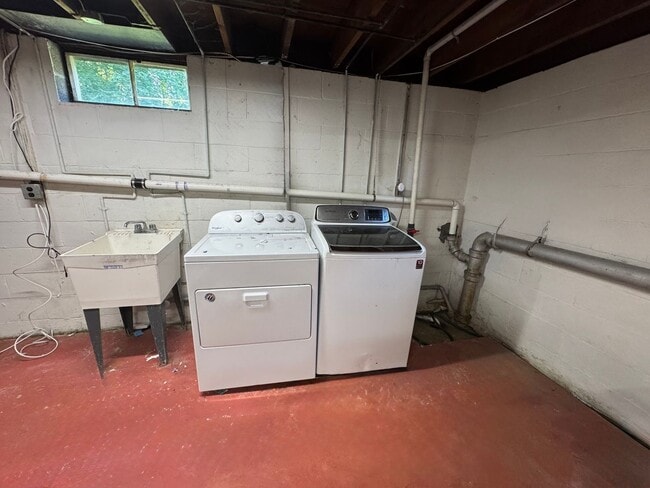 Building Photo - Quiet Ranch 3 bedroom home in Emmaus