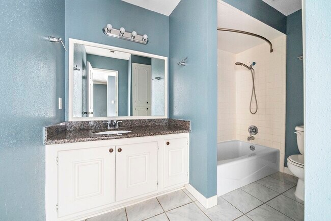 Building Photo - 14185 Misty Meadow Ln