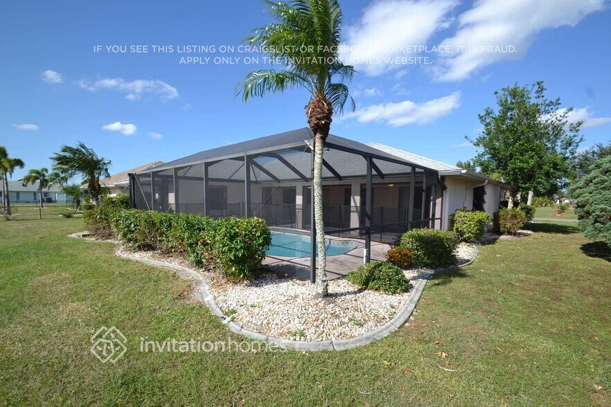 Building Photo - 2117 Mauritania Rd