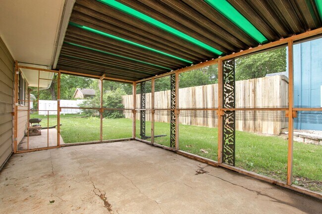 Building Photo - 1111 Wharton Manor Rd