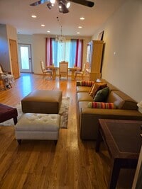 Building Photo - 468 E 42nd St