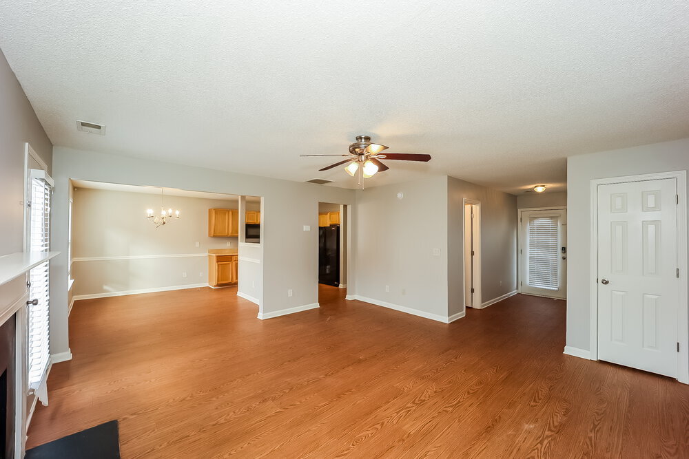 Building Photo - 346 Haverhill Ln