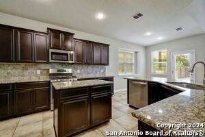 Building Photo - 12007 Rockroot