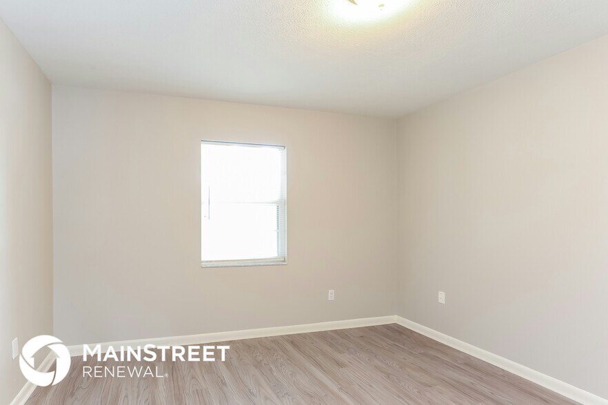 Building Photo - 2209 Malibu Dr