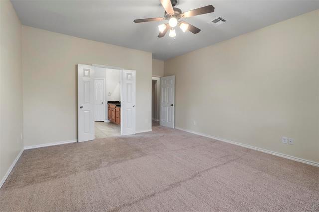 Building Photo - 8700 La Quinta Lane