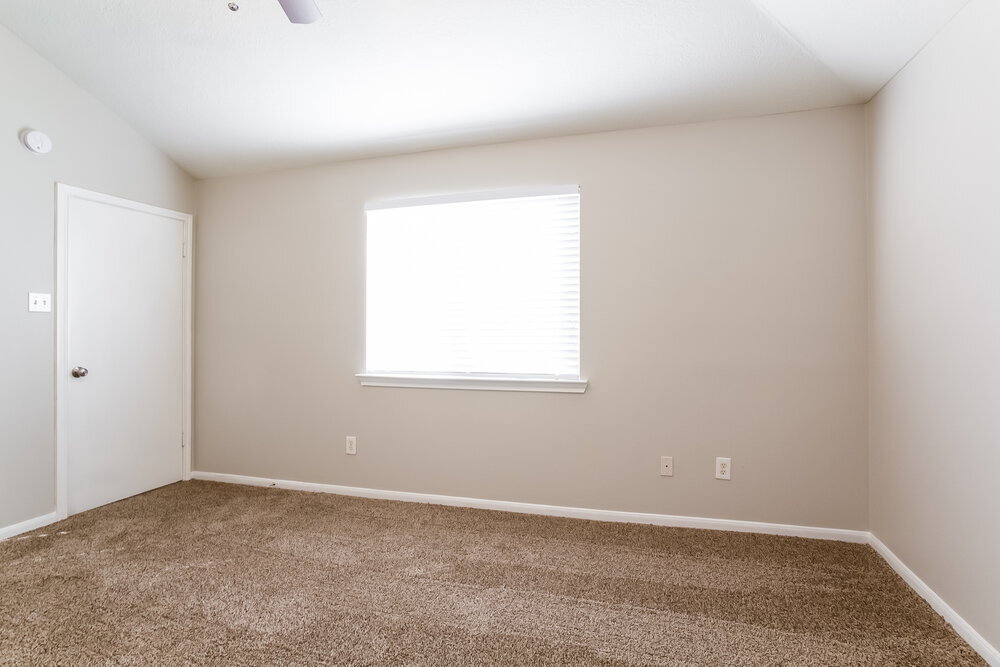 Building Photo - 23715 Prairie Bird Dr