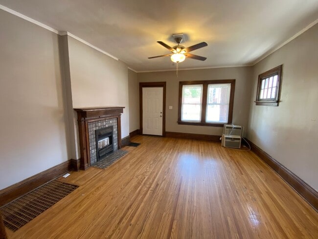 Building Photo - Neil Ave 2211-2213 TNR