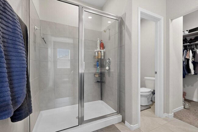 Building Photo - 10650 Valedon Ln SW