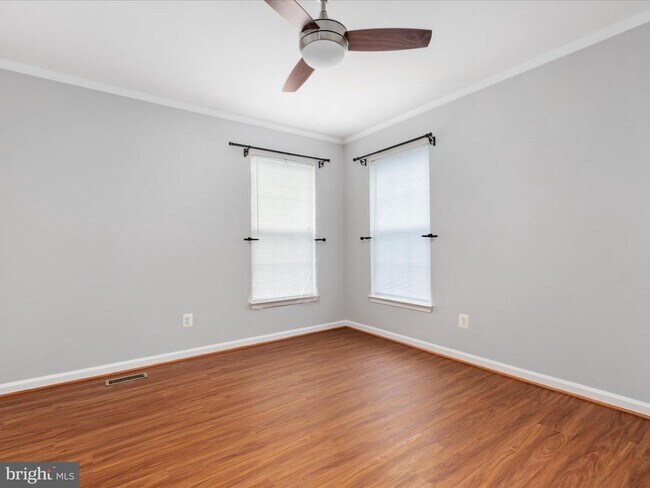 Building Photo - 10625 Wulford Ct