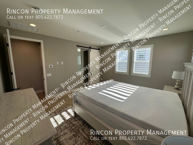 Building Photo - ROOM IN LARGE HOUSE FOR RENT!!! Bathroom a...