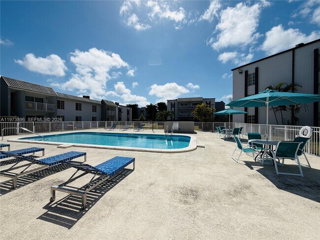 Building Photo - 4920 NW 79th Ave