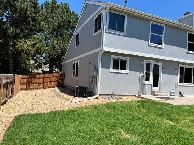 Building Photo - 14798 E Wagontrail Dr