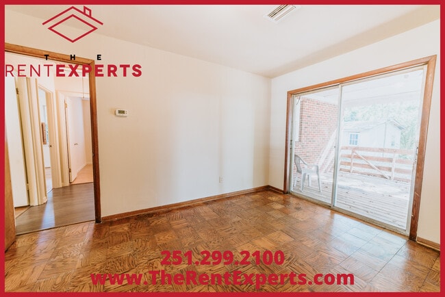 Building Photo - 908 E David Langan Dr