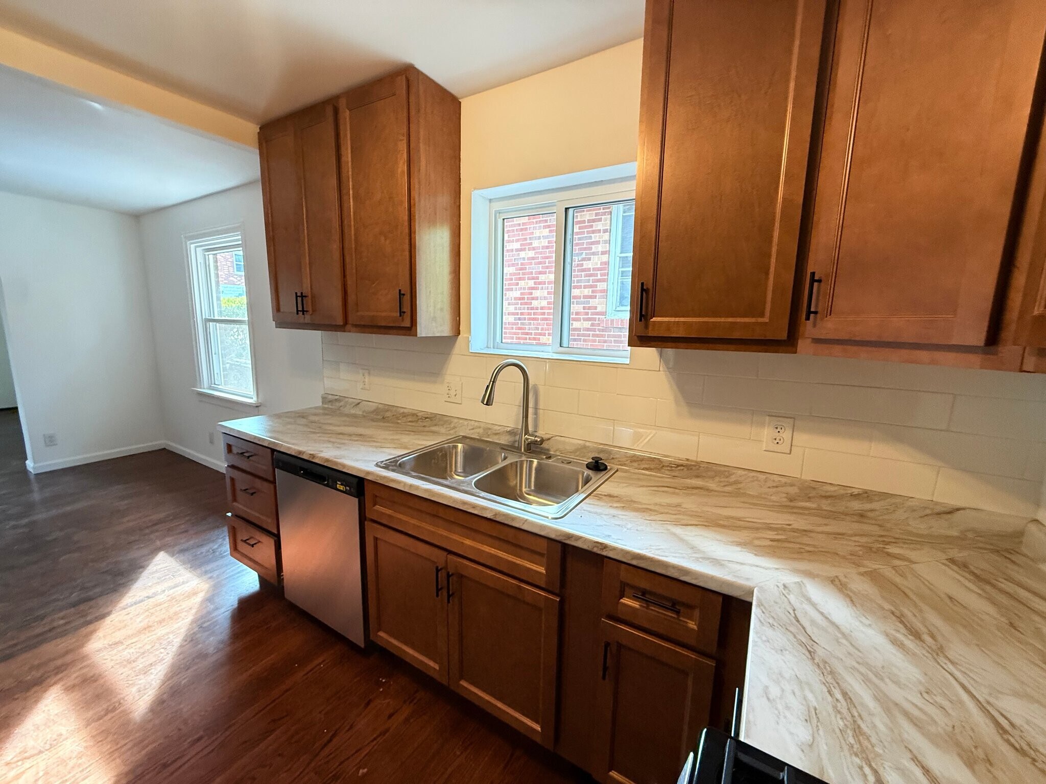 Building Photo - 6620 Barr St