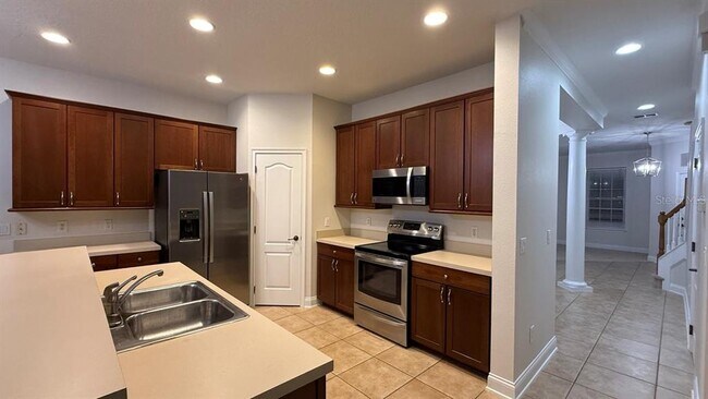 Building Photo - 7224 Halton Ct