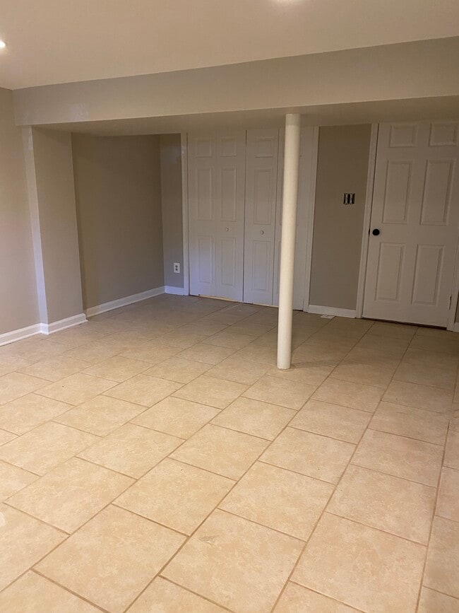 Building Photo - 314 Clifford Ave