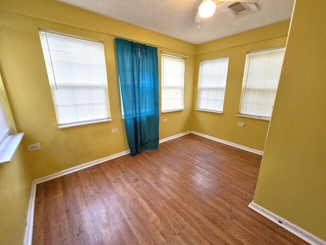 Building Photo - Rent Includes ALL utilities, yard maintenance and Wifi