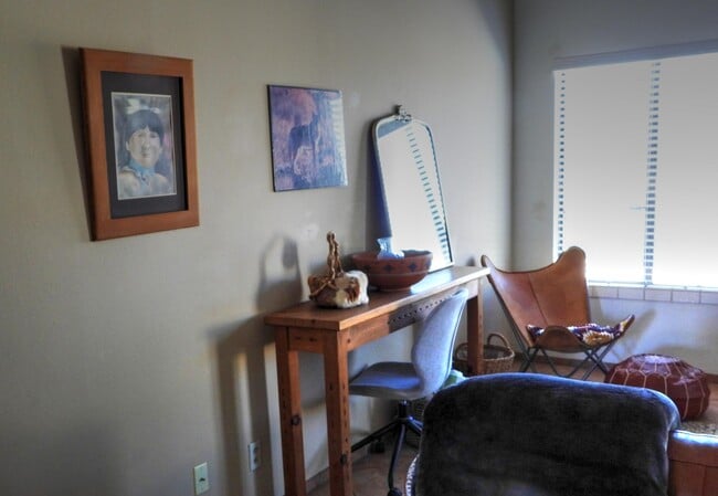 Building Photo - 56814 Mountain View Trail