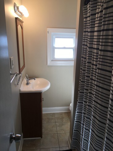 Building Photo - 1831 S Canal St