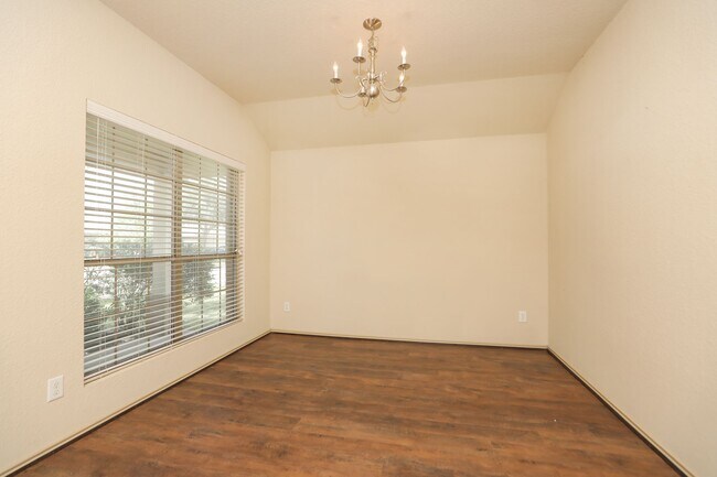 Building Photo - 20427 Shiloh Mist Ln