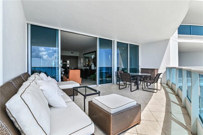 Building Photo - 1600 S Ocean Blvd